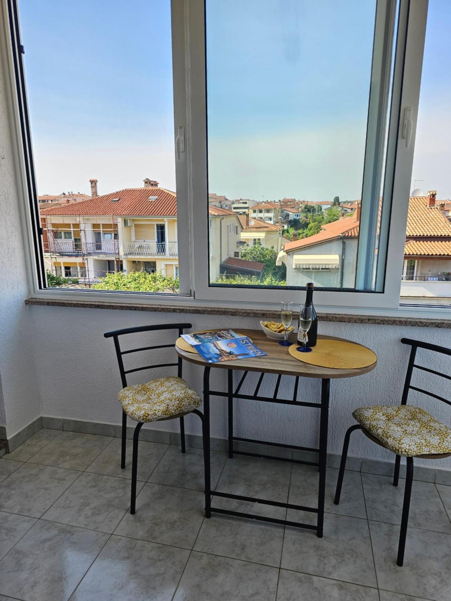 Apartment Neven Rovinj Parking Place Bagian luar foto