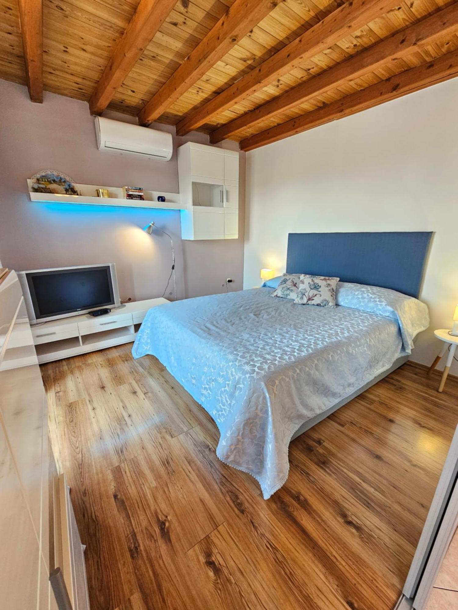 Apartment Neven Rovinj Parking Place Bagian luar foto